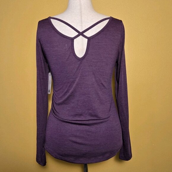 Apana Yoga LIfestyle Long Sleeve Purple Open Back Plum Lightweight Athleisure M - Picture 1 of 9